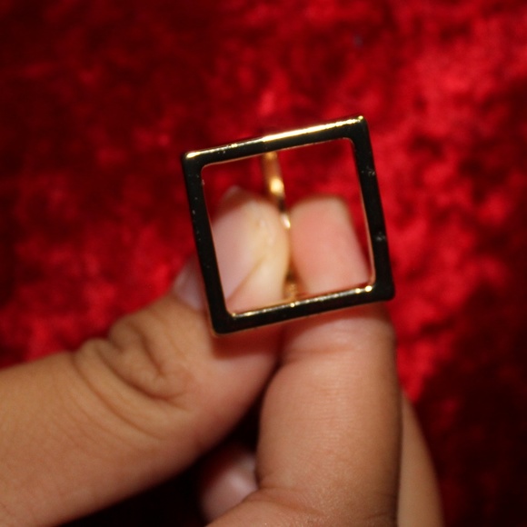 Gold Geo Rings (I Take Offers!) - Picture 2 of 8